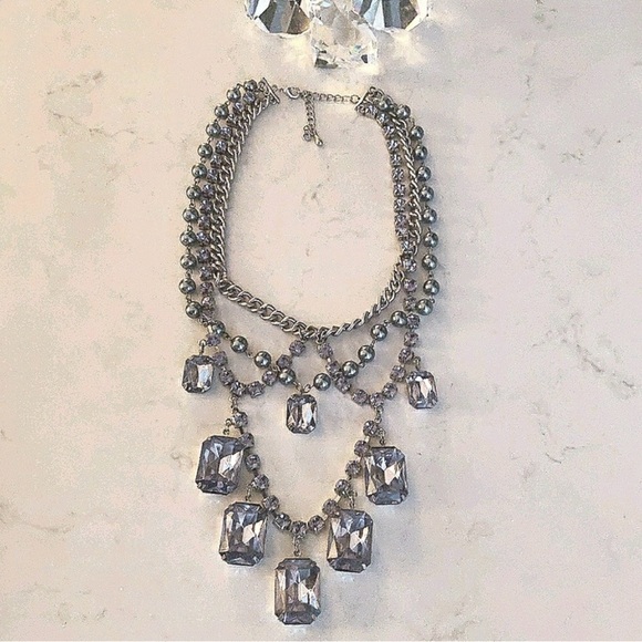 le chateau Jewelry - Statement necklace